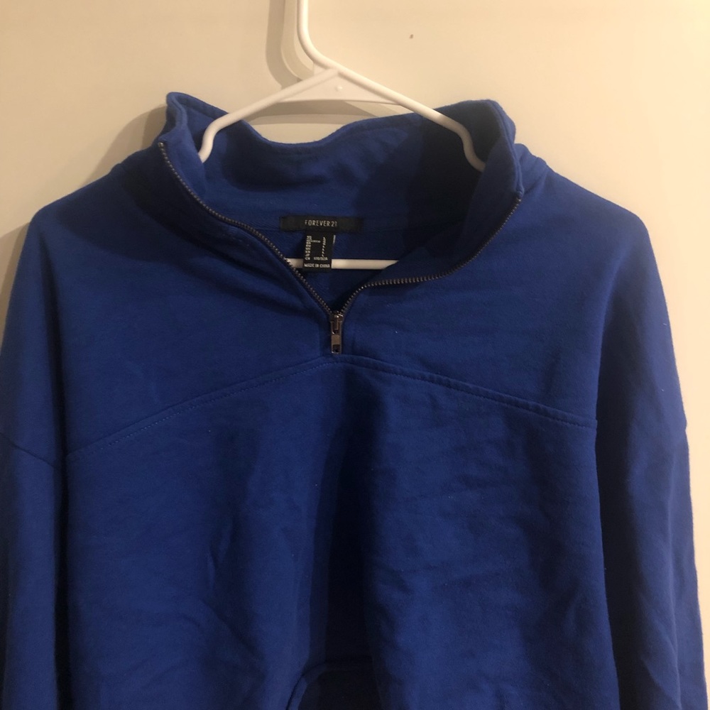 Cropped zip neck